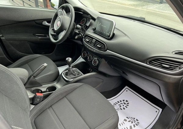 Fiat Tipo cena 43900 przebieg: 133896, rok produkcji 2017 z Oleśnica małe 466